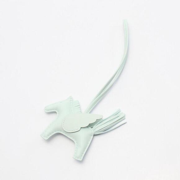 HERMES Green Leather Charm - Picture 1 of 5